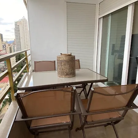 Estupendo Recien Reformado Appartement